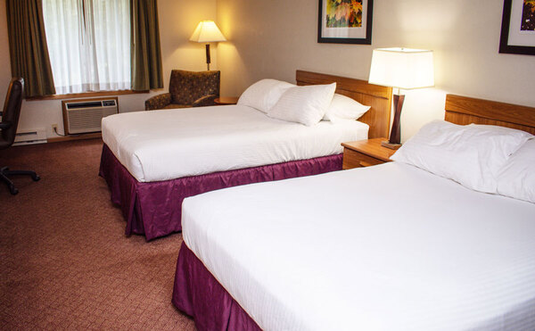 2 Double Beds Non Smoking Photo 1